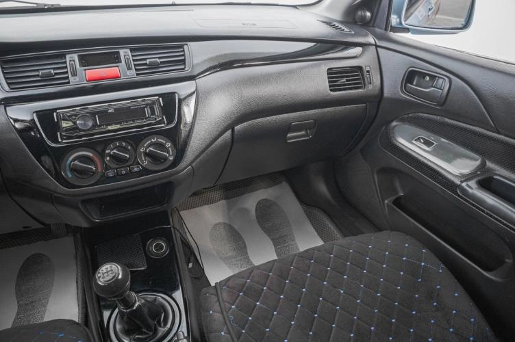 Mitsubishi Lancer 18 из 22