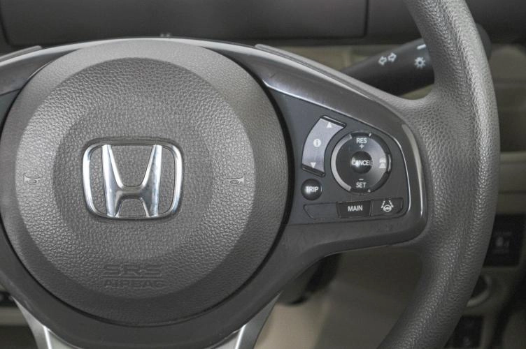 Honda N-BOX 17 из 21