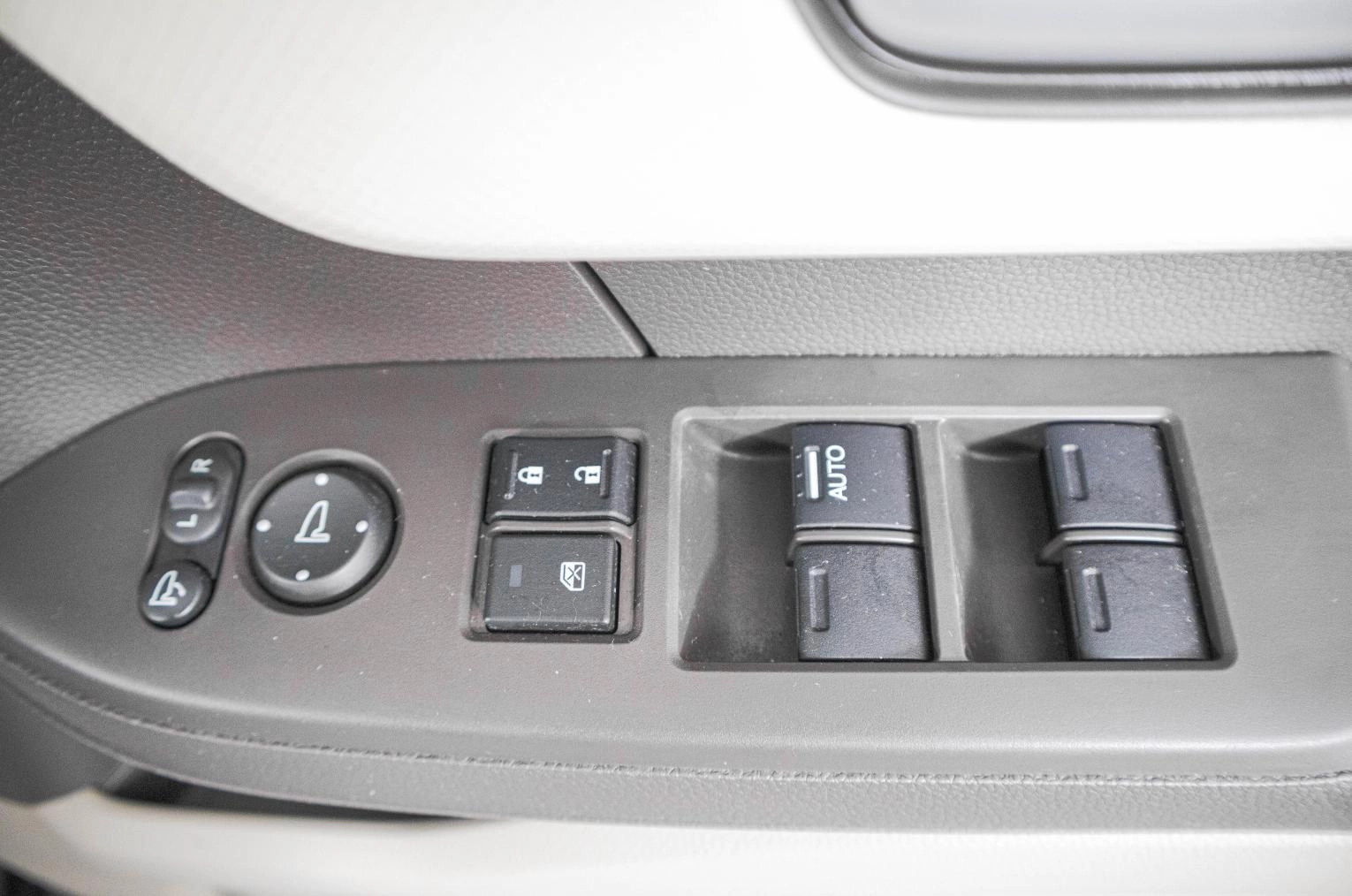 Honda N-BOX 21 из 21