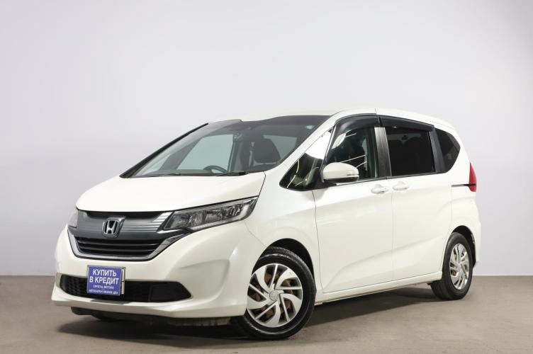Honda Freed 3 из 6