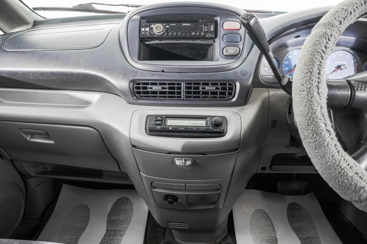 Nissan Serena 13 из 20