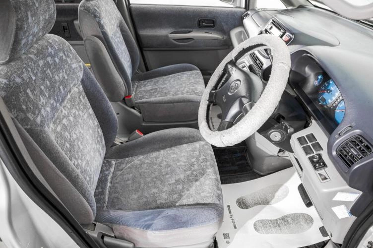 Nissan Serena 8 из 20