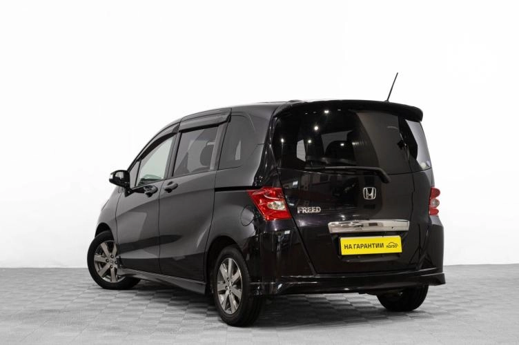 Honda Freed 6 из 6