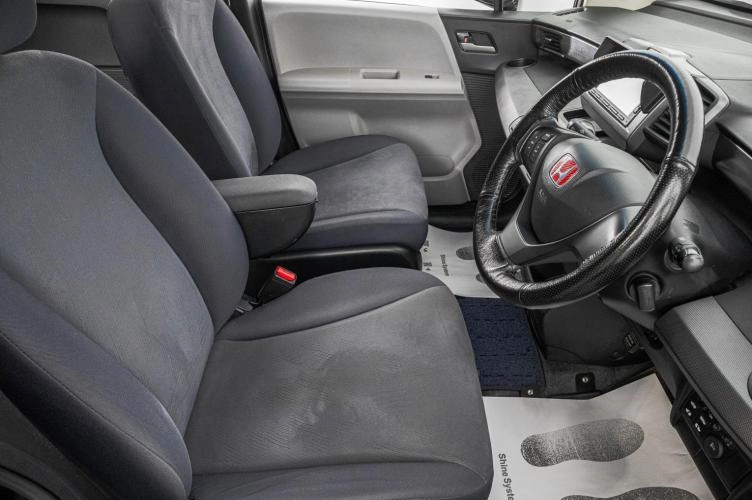 Honda Freed 10 из 25