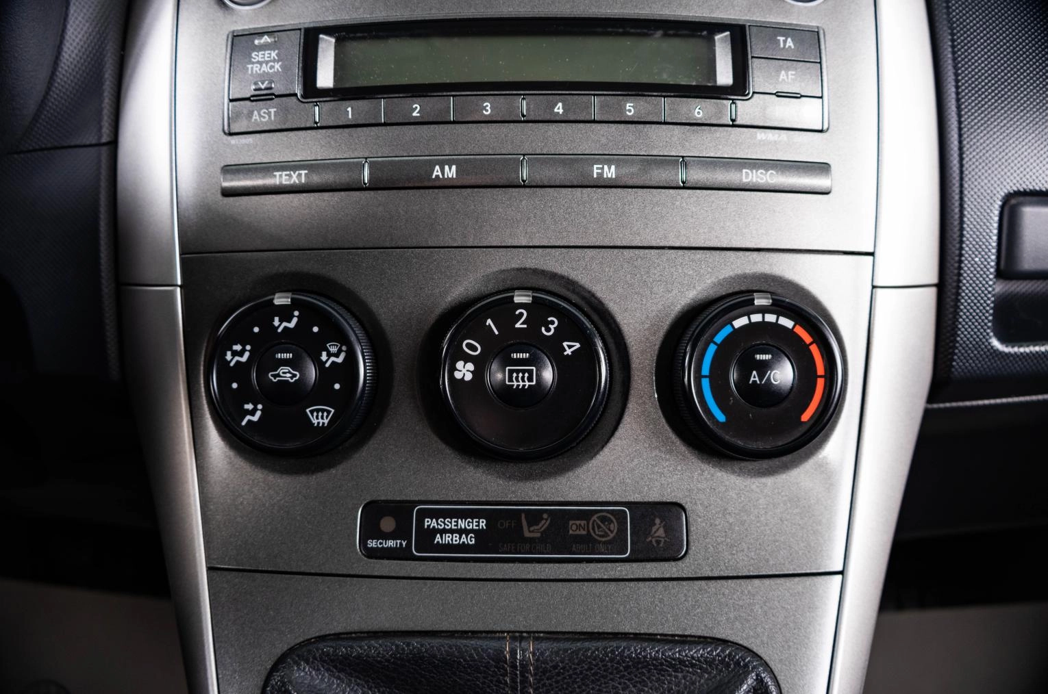 Toyota Auris 17 из 21