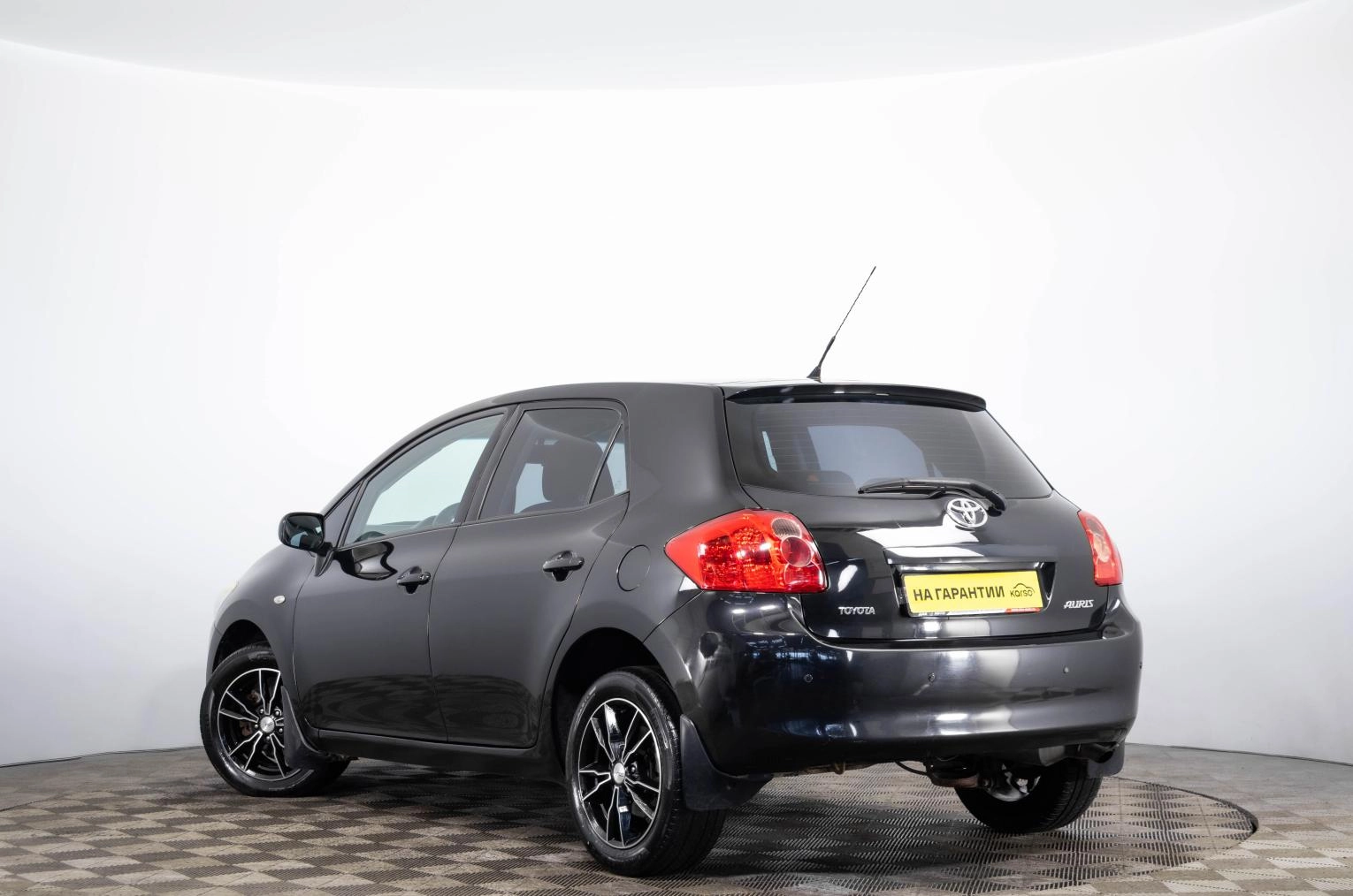 Toyota Auris 6 из 21