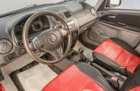 Suzuki SX4 7 из 18
