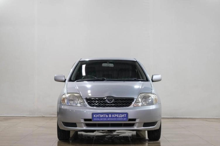 Toyota Corolla 2 из 6