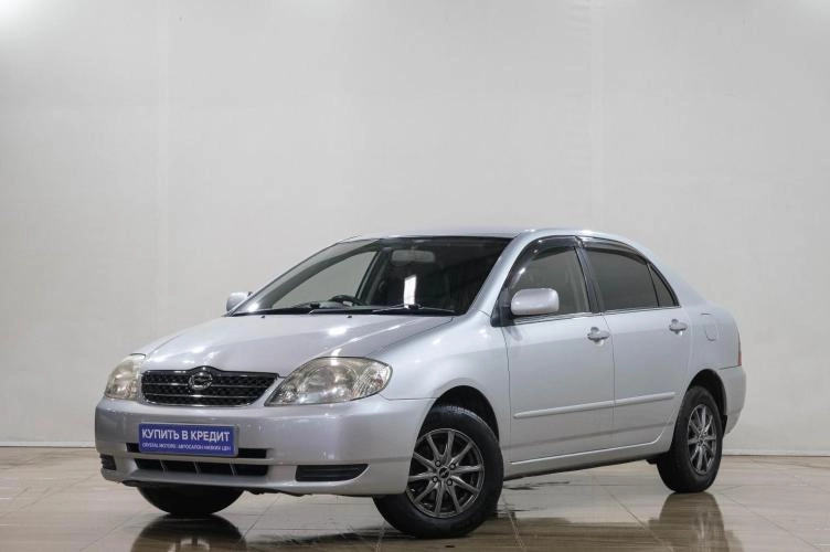 Toyota Corolla 3 из 6