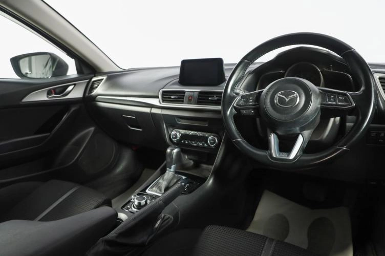 Mazda Axela 7 из 18