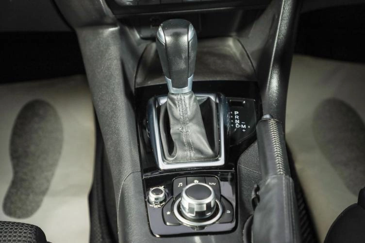 Mazda Axela 14 из 18