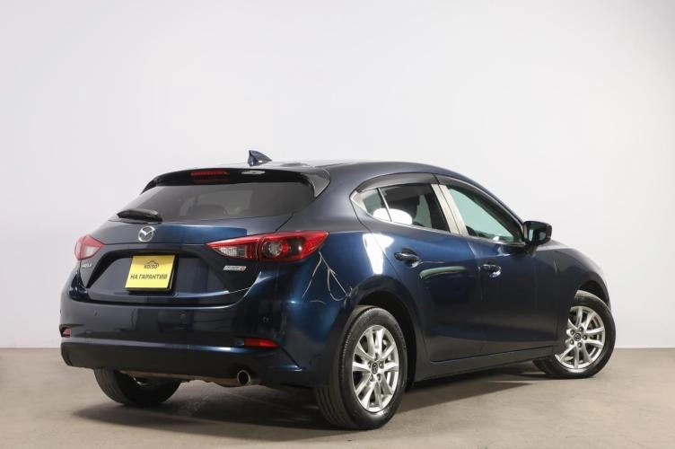 Mazda Axela 6 из 6