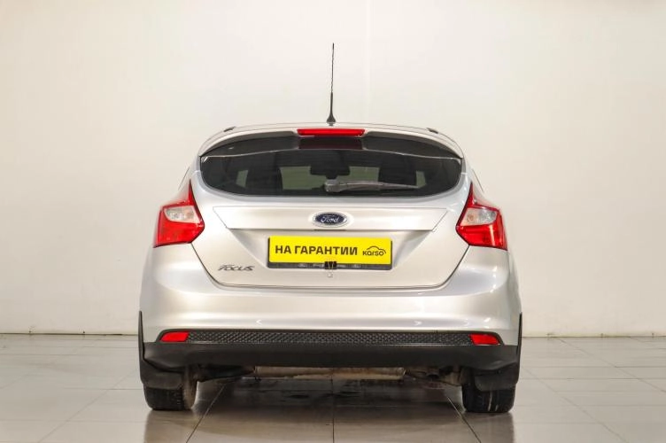 Ford Focus 5 из 6