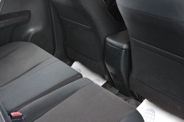Toyota RAV4 9 из 20