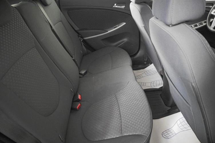 Hyundai Solaris 10 из 23