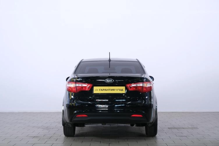 KIA Rio 5 из 6