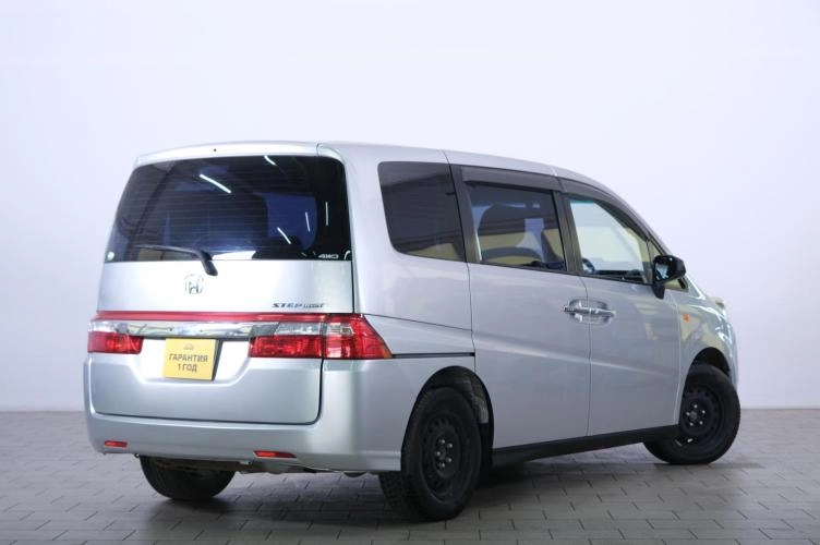 Honda Stepwgn 6 из 6