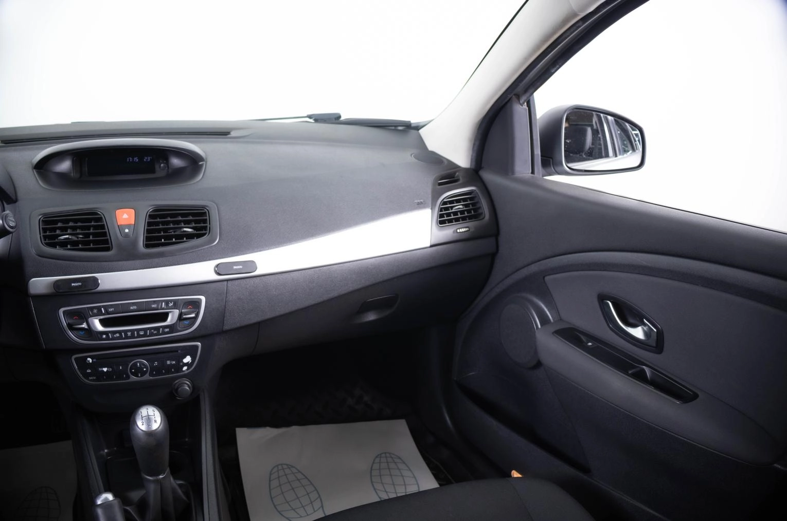 Renault Fluence 13 из 20