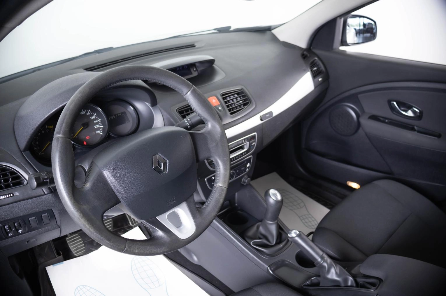Renault Fluence 7 из 20
