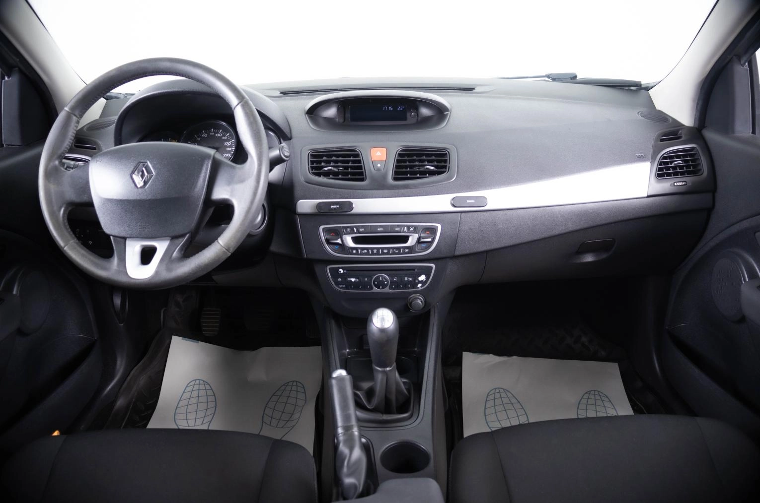 Renault Fluence 12 из 20