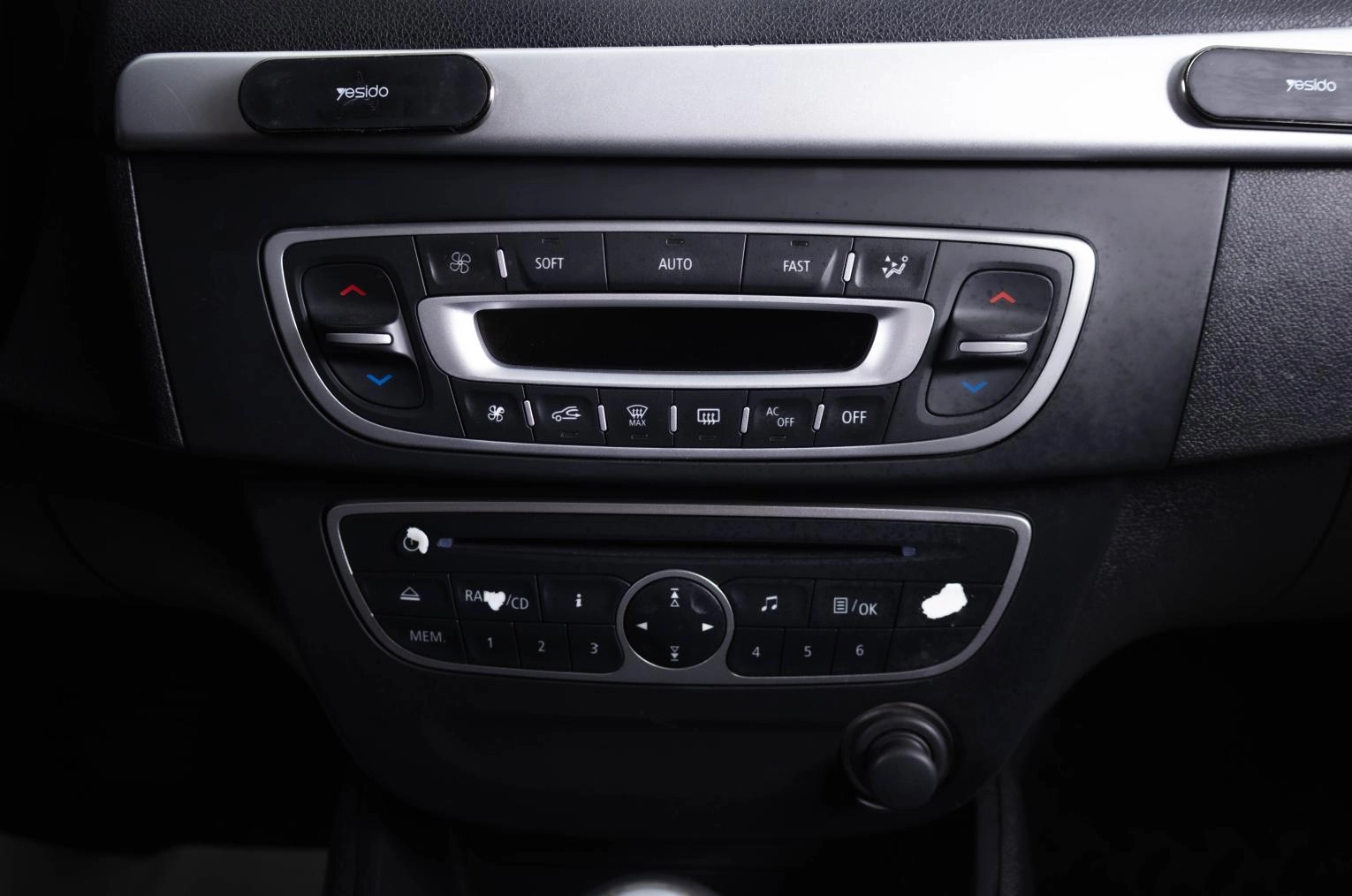 Renault Fluence 16 из 20