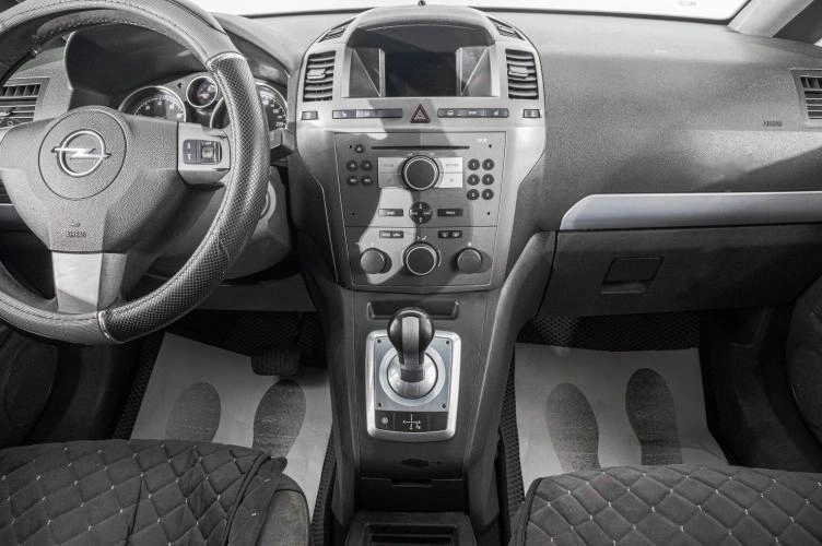 Opel Zafira 17 из 23