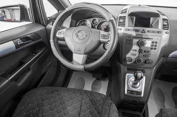 Opel Zafira 16 из 23