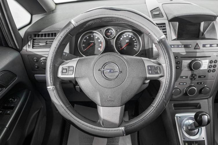Opel Zafira 13 из 23