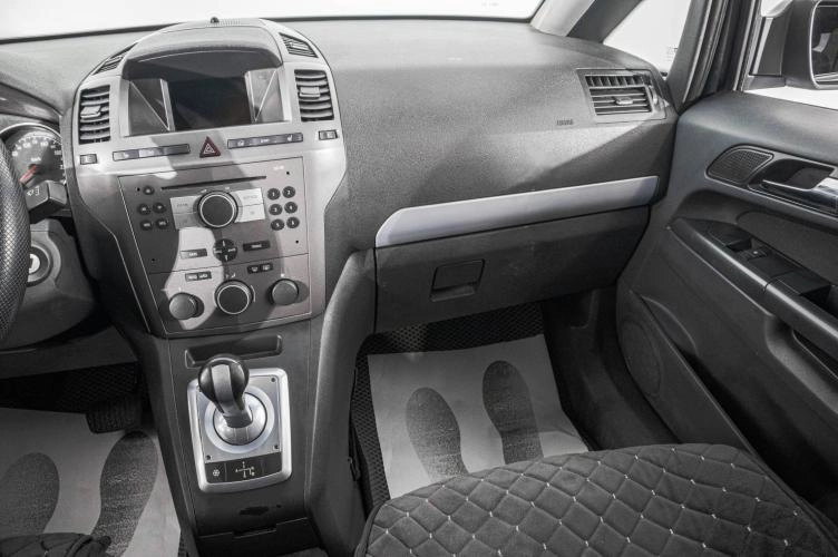 Opel Zafira 20 из 23