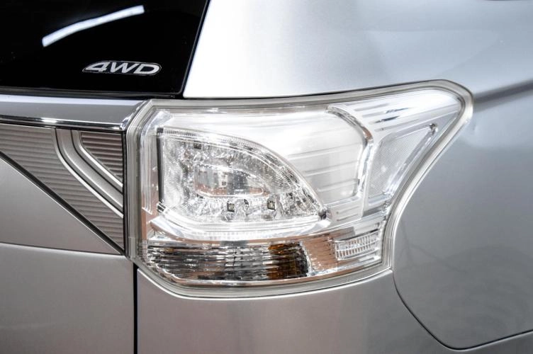 Mitsubishi Outlander 8 из 26