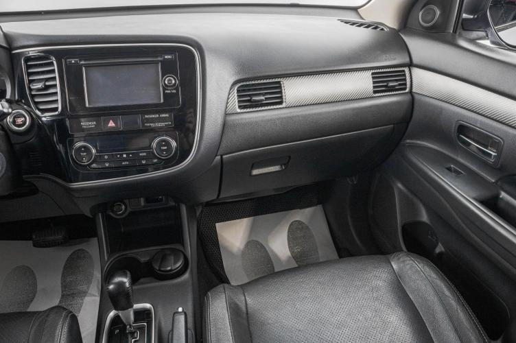 Mitsubishi Outlander 21 из 26