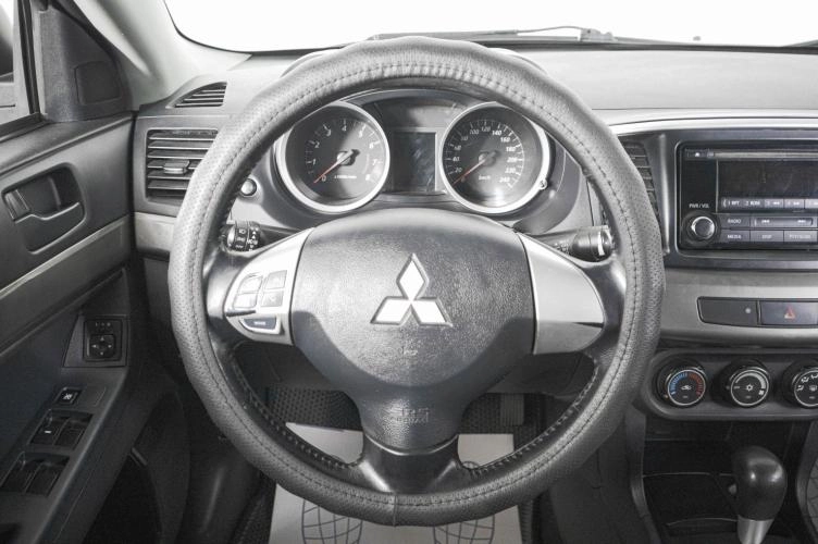 Mitsubishi Lancer 15 из 20