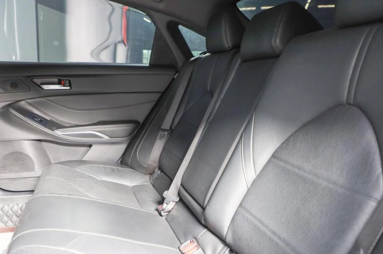 Toyota Avalon 17 из 18