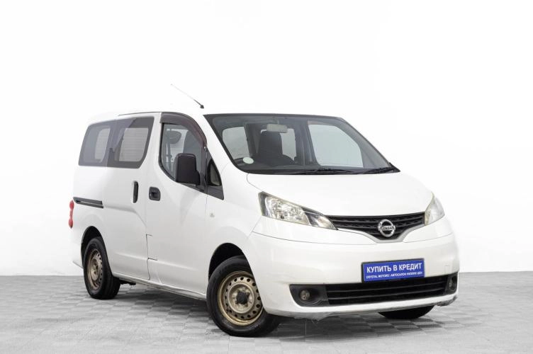 Nissan NV200 1 из 6