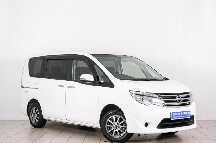 Nissan Serena 1 из 6