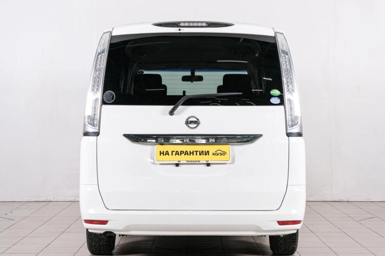 Nissan Serena 5 из 6