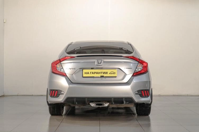 Honda Civic 5 из 6