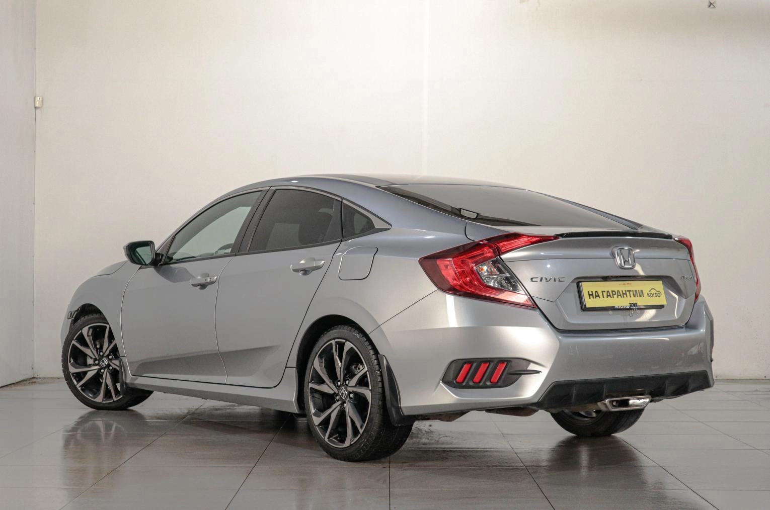 Honda Civic 4 из 19