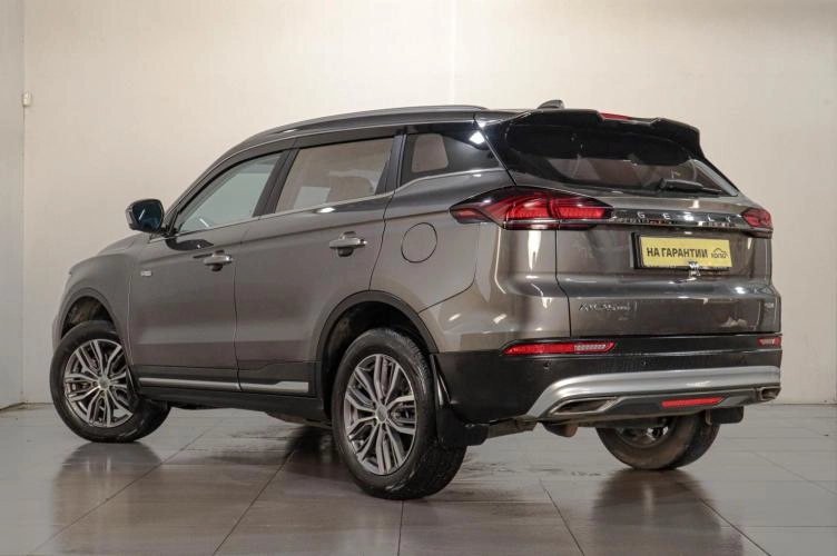 Geely Atlas Pro 4 из 6
