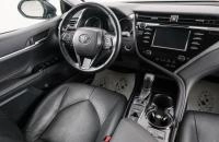Toyota Camry 9 из 22