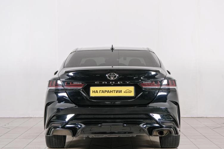 Toyota Camry 5 из 22
