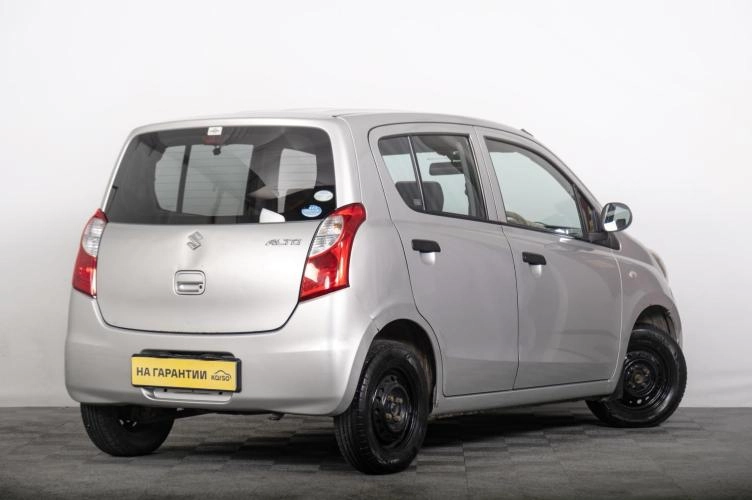 Suzuki Alto 4 из 6