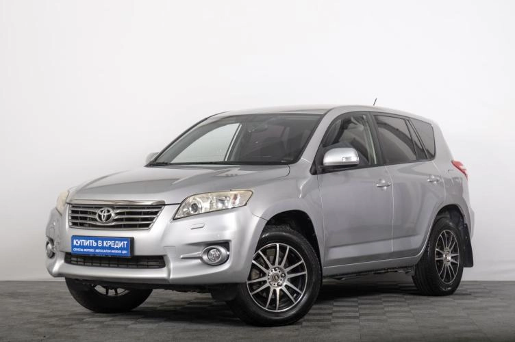 Toyota RAV4 2 из 6