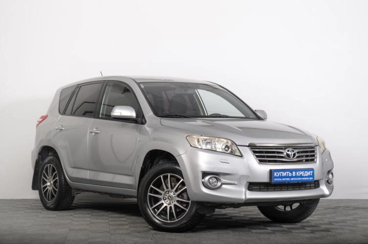 Toyota RAV4 1 из 6