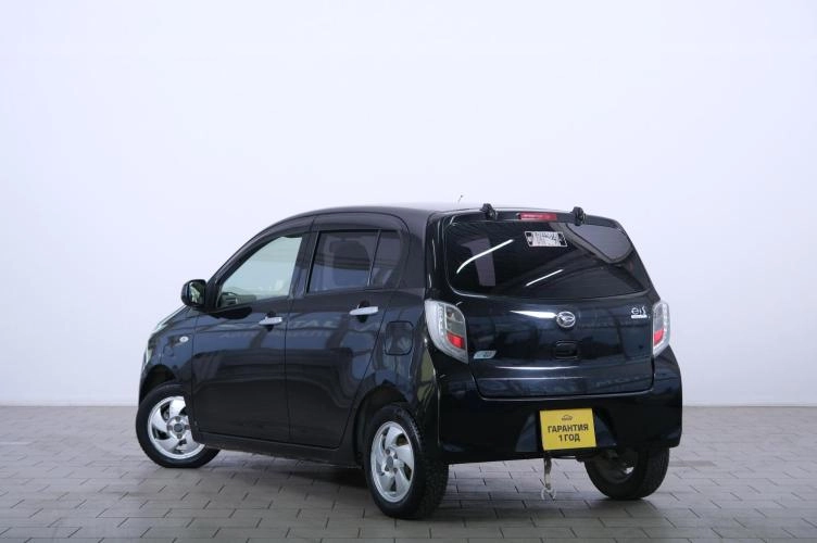 Daihatsu Mira e:S 4 из 6