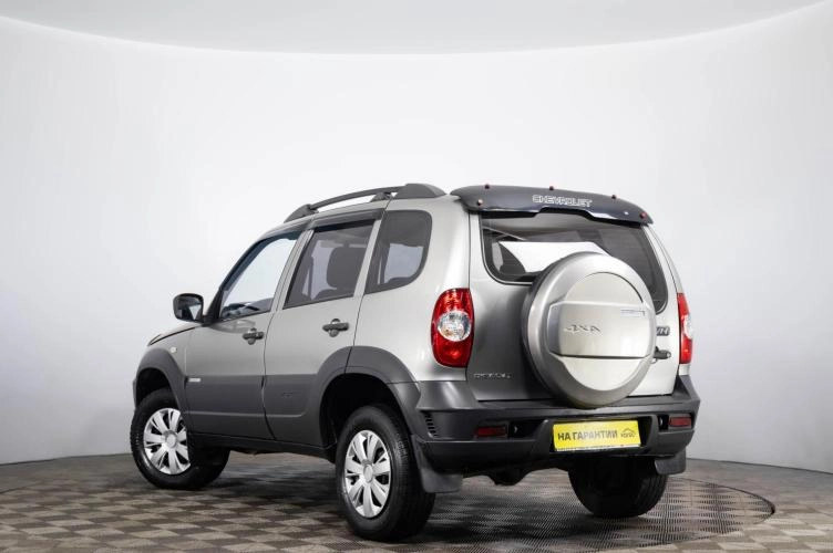 Chevrolet Niva 6 из 6