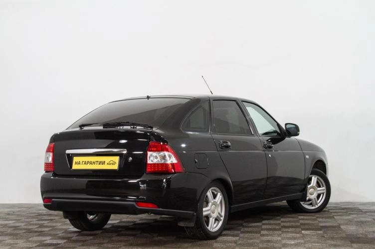 ВАЗ (LADA) Priora 4 из 6