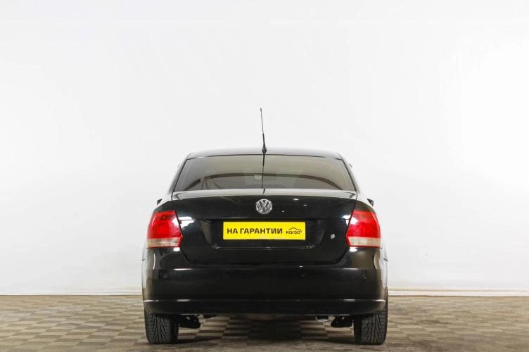 Volkswagen Polo 5 из 6