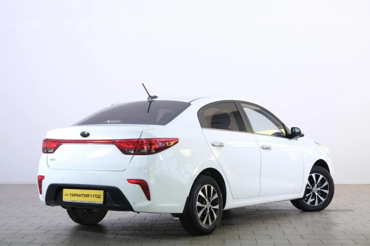 KIA Rio 6 из 6