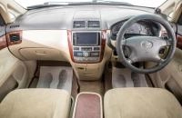 Toyota Ipsum 9 из 21